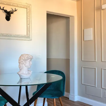 Apartamento Ninni 12 *